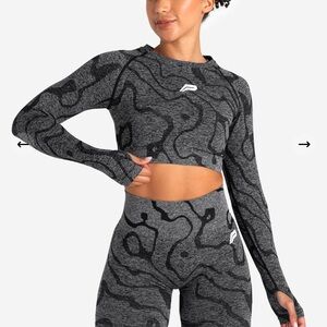 BOGO 🛍️ Sustainable Long Sleeve Crop Top